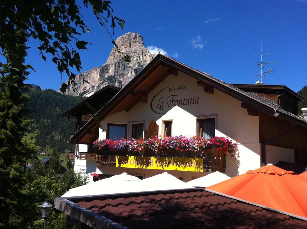 Ostaria La Fontana Hotel Corvara In Badia Exterior photo